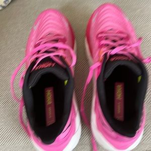 Hoka Arahi 6 size 10.5B. Worn once